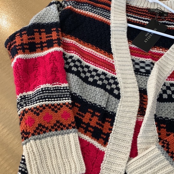 Cardigan - Picture 3 of 3